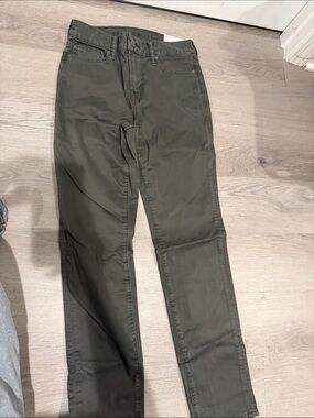 American Eagle Outfitters Olive Slim Straight Chinos